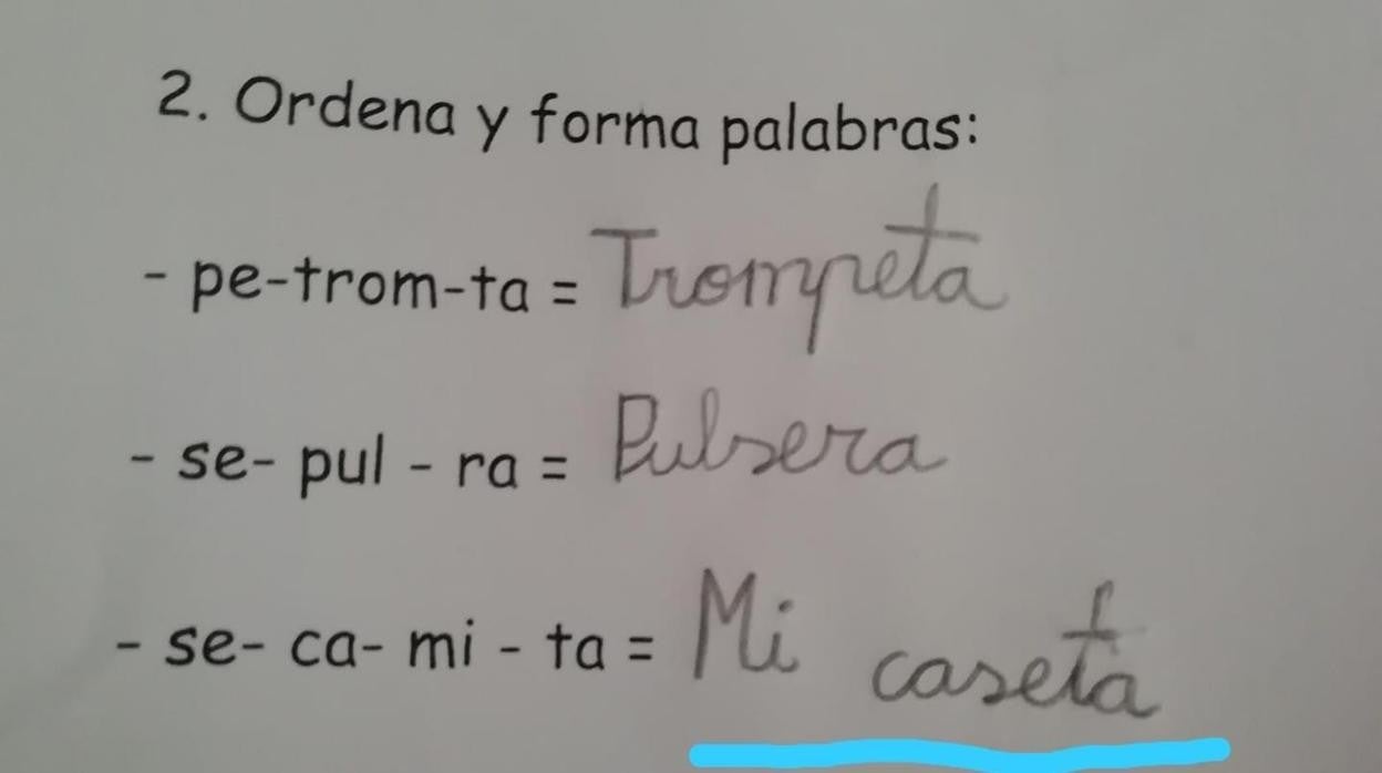 Fotografia del ejercicio que se ha hecho viral en redes sociales