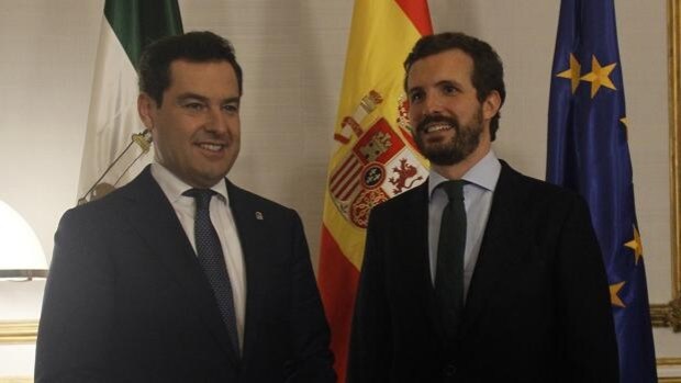 Los congresos provinciales del PP enfrentan a Juanma Moreno con Pablo Casado