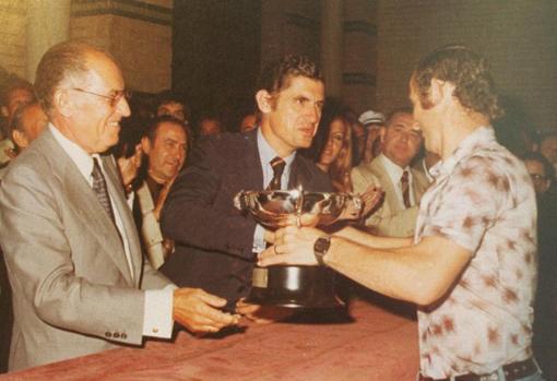 Entrega de trofeos del Ciudad de Sevilla Viejas Glorias, en 2021