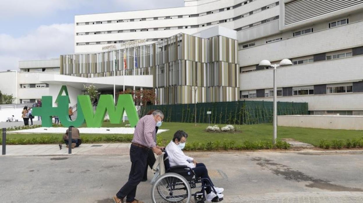 Fachada del Hospital Universitario Virgen Macarena