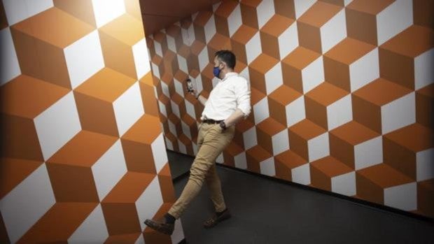 Abre en Sevilla el Museo de las Ilusiones: una casa de espejismos donde se juega con los efectos ópticos