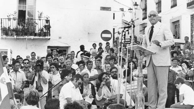 Manuel Clavero Arévalo: café para todos