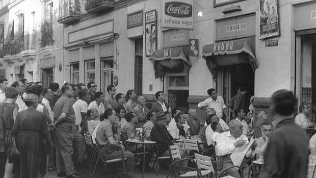 #ArchivoABCsev: Gracias a la Eurocopa hemos vuelto a ver el fútbol (casi) como se ha hecho toda la vida
