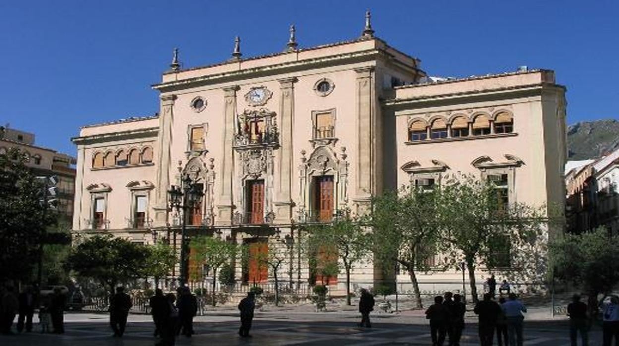 Fachada del Ayuntamiento de Jaén