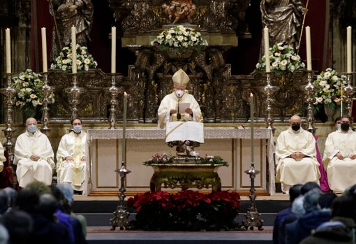 Saiz Meneses, en su entrada en la Sede como nuevo arzobispo