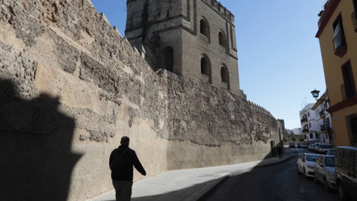El lienzo intramuros de la Macarena ya luce en todo su esplendor tras la restauración