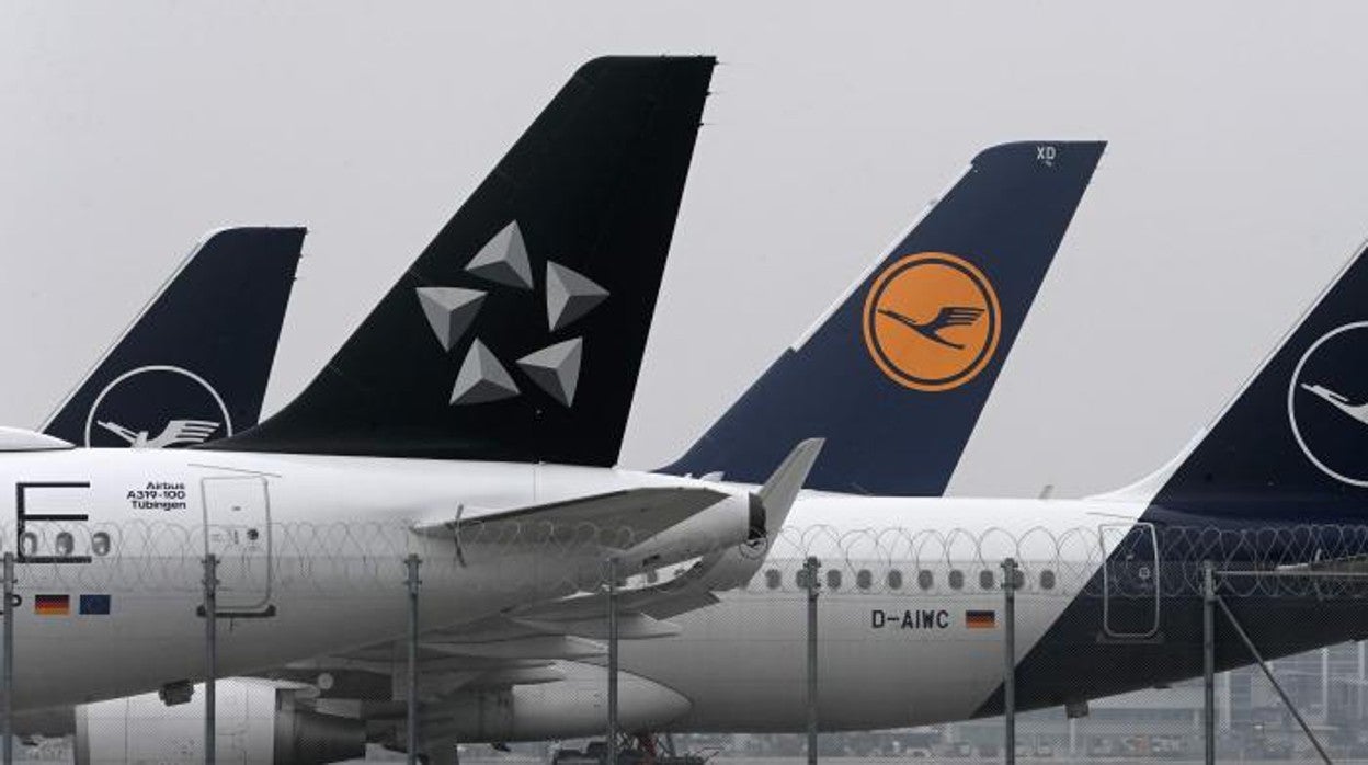 El vuelo de regreso de los sevillanos ha sido cancelado por la aerolínea