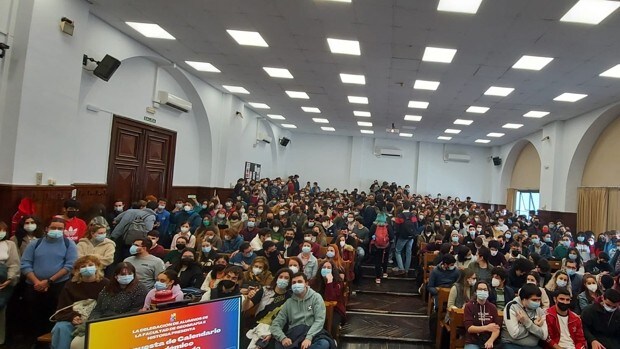 Los estudiantes de la Universidad de Sevilla someten a votación el adelanto de exámenes