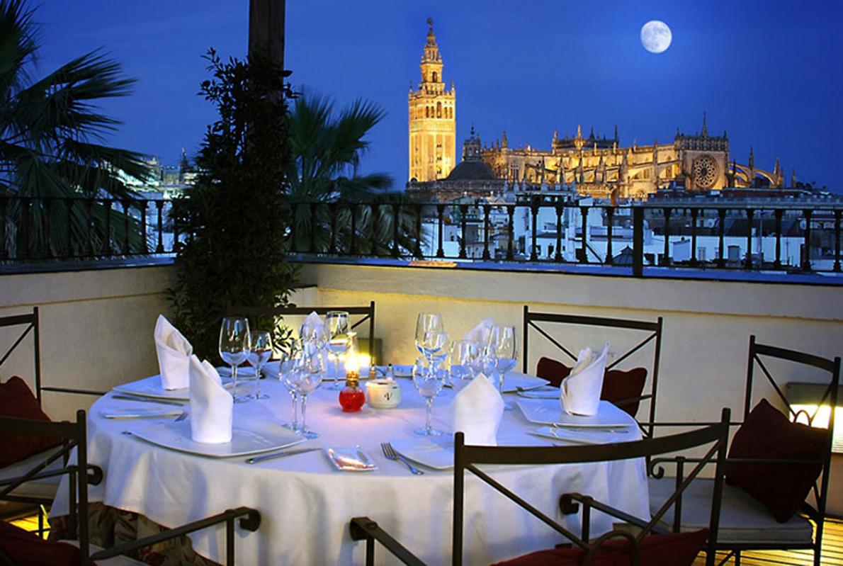 Las mejores terrazas de hotel para disfrutar la Semana Santa de Sevilla