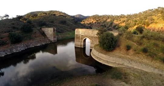 Embalse de La Minilla, Vía Verde de El Ronquillo