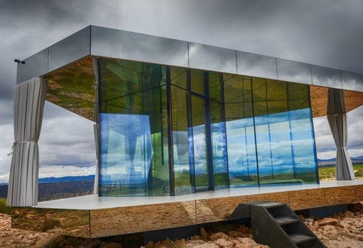 Casa de cristal en desierto de Gorafe