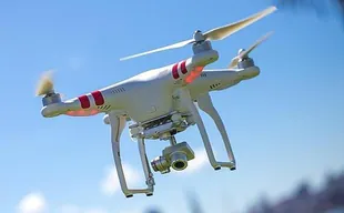 Endesa invierte euros para revisar drones sus líneas de tensión en Málaga