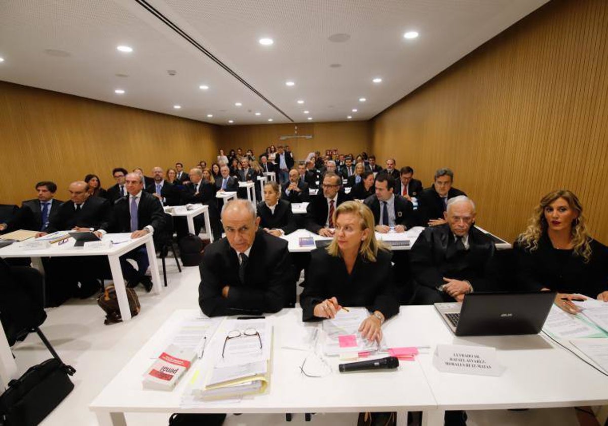 Caso Fénix | La Audiencia ordena el acceso al banco de datos de Hacienda de los joyeros acusados de fraude