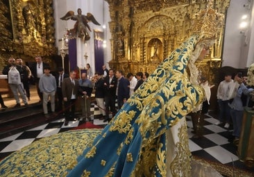 El deslumbrante manto bordado de la Virgen de la Trinidad de Córdoba, en imágenes