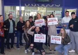 Un lotero de El Ejido da cuatro de los ocho quintos premios: «Estoy eufórico perdido»