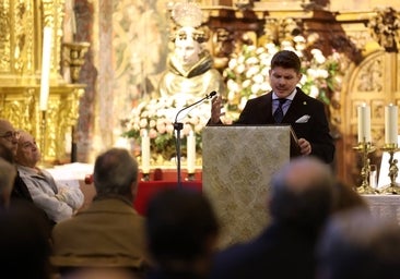 Gonzalo Herreros reza un rosario con la ciudad en torno a San Álvaro de Córdoba
