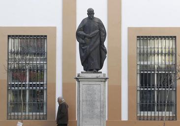 El Pleno ya exigió tres veces que la estación se llamara Luis de Góngora antes que Julio Anguita