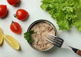 ¿Cuántas latas de atún es saludable comer a la semana?