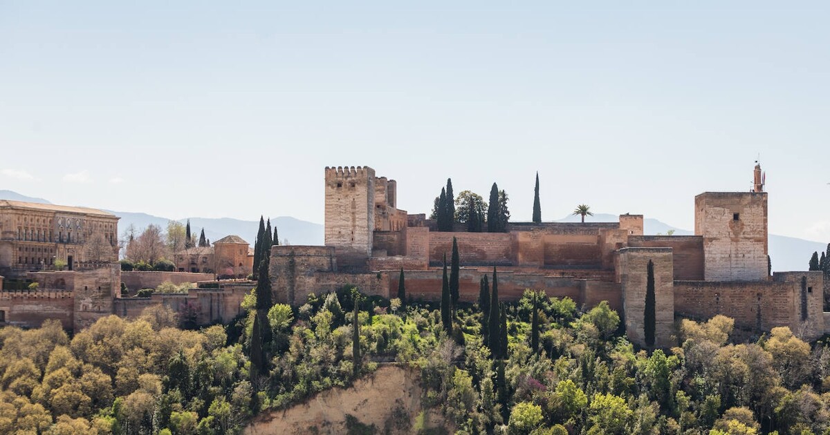 Todo lo que necesitas saber para visitar la Alhambra de Granada