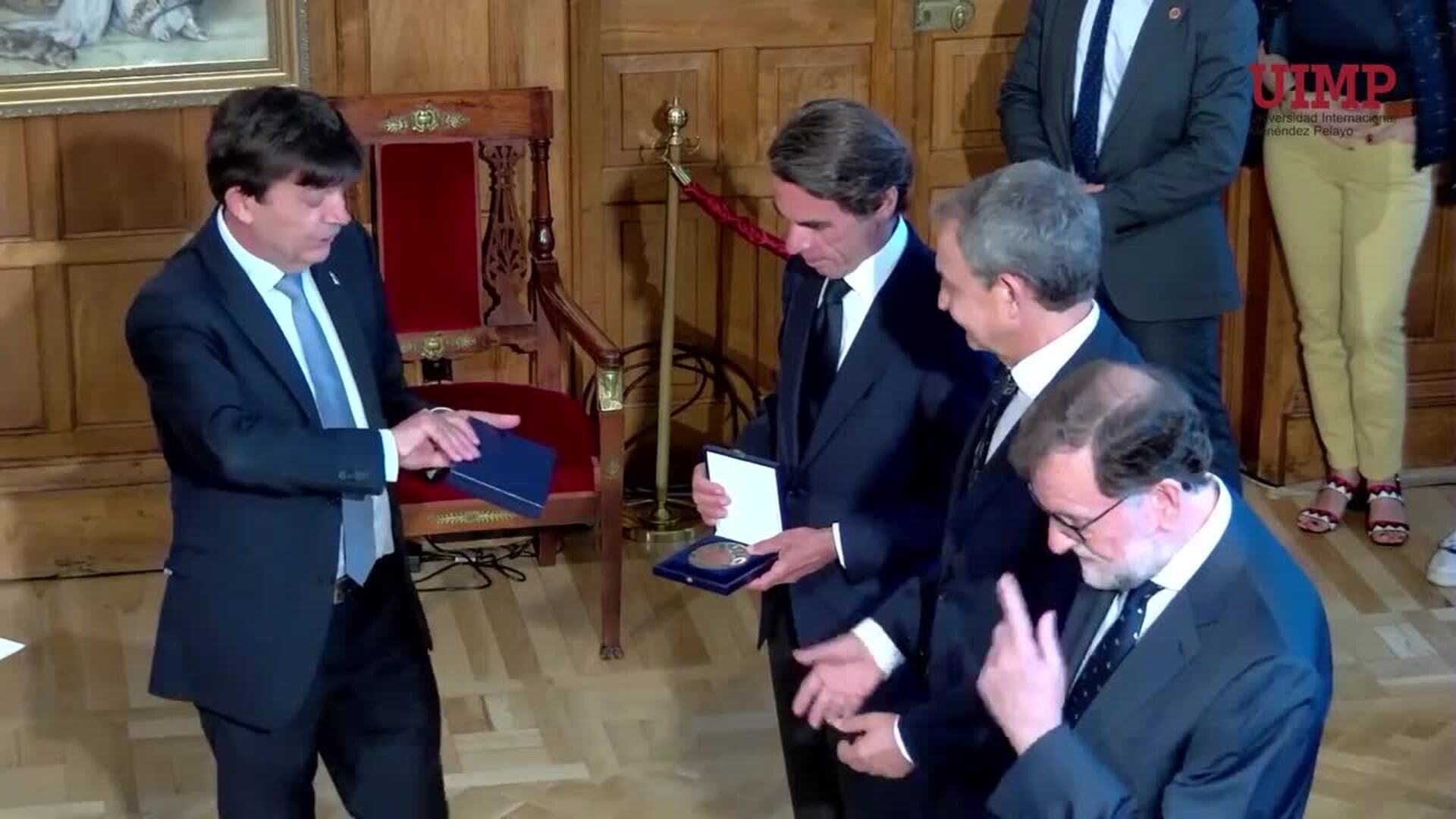 Aznar, Zapatero y Rajoy, medallas conmemorativas de la UIMP