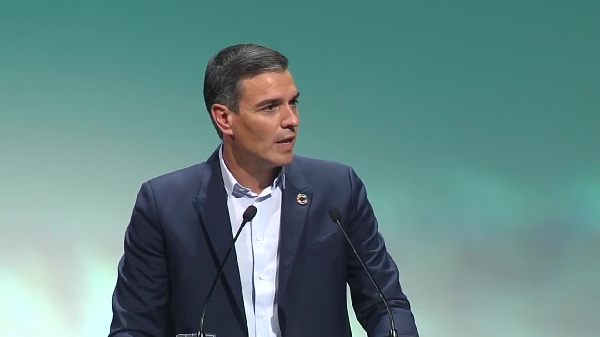 Pedro Sánchez pide una alianza con el sector privado contra la crisis energética