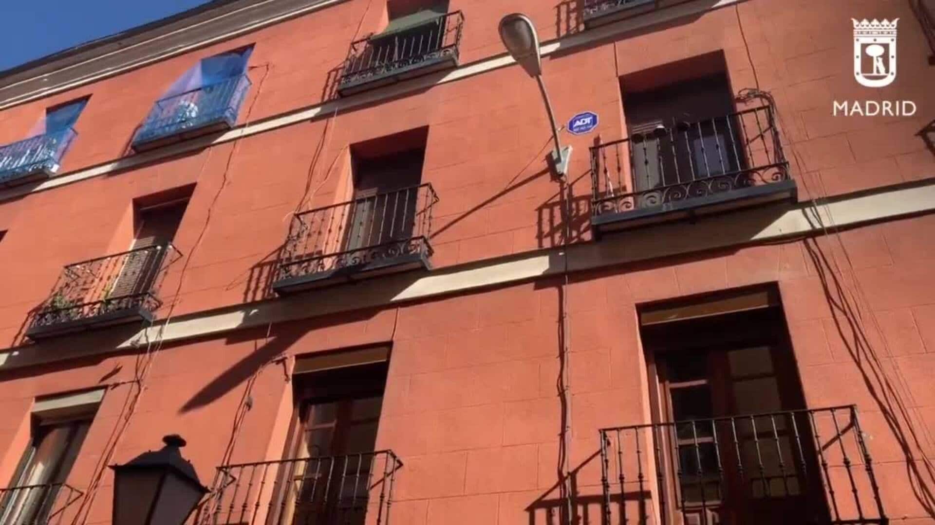 Explosión en una vivienda en la calle San Vicente Ferrer (Madrid)