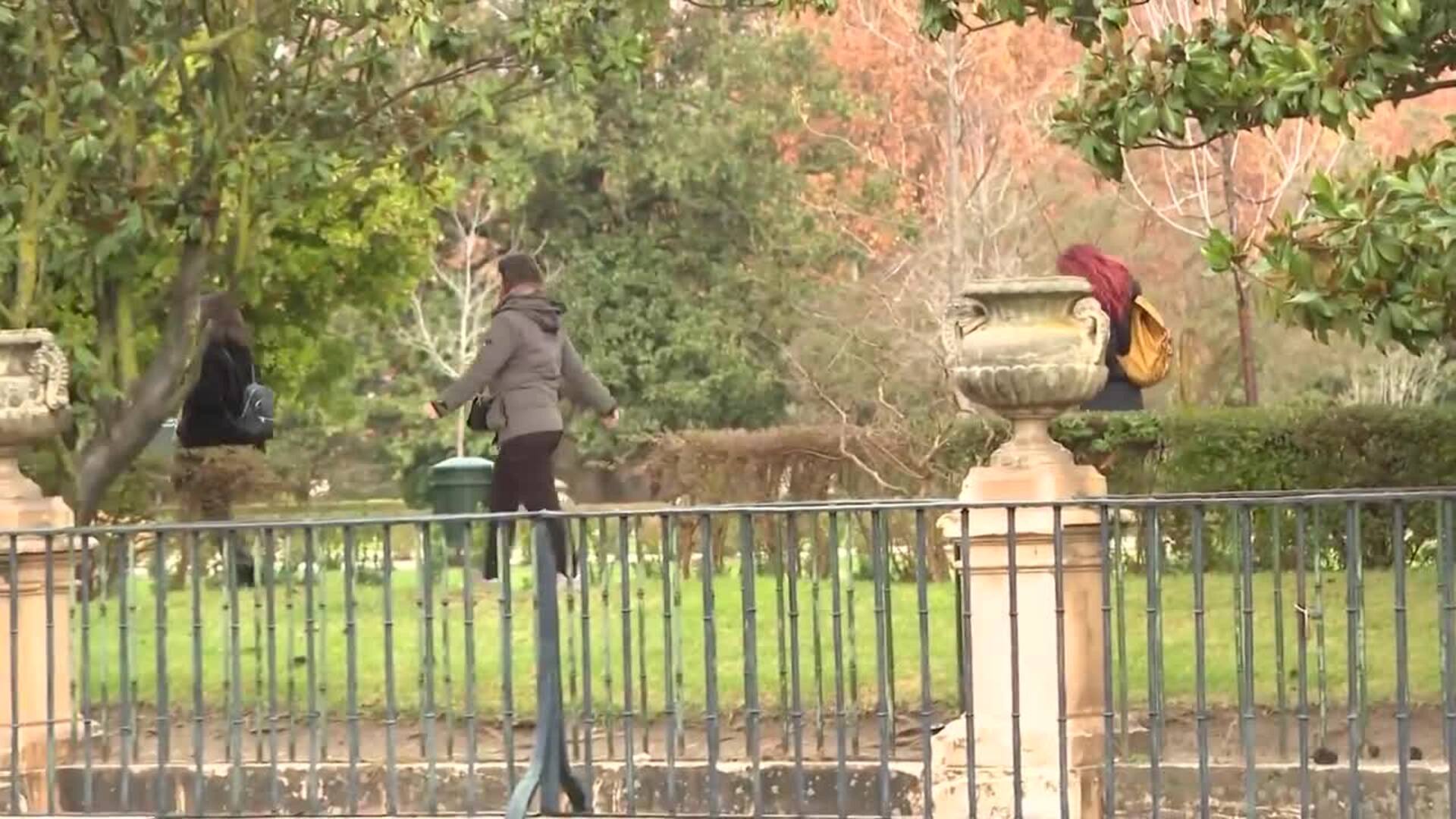 Los jardines de Aranjuez reciben las visitas de turistas por el puente de diciembre