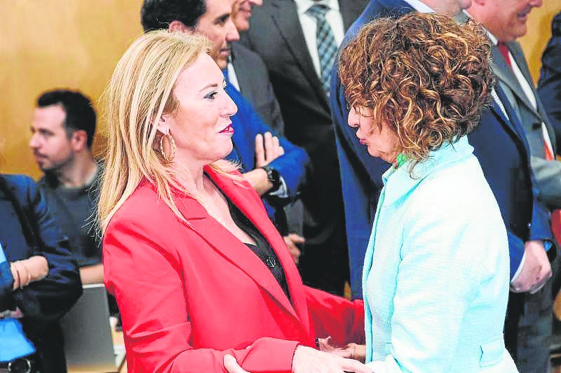 La consejera Carolina España y la vicepresidenta primera María Jesús Montero