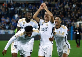 El Madrid se lo gana en el campo: victoria en el 92 con uno menos y liderato por Navidad