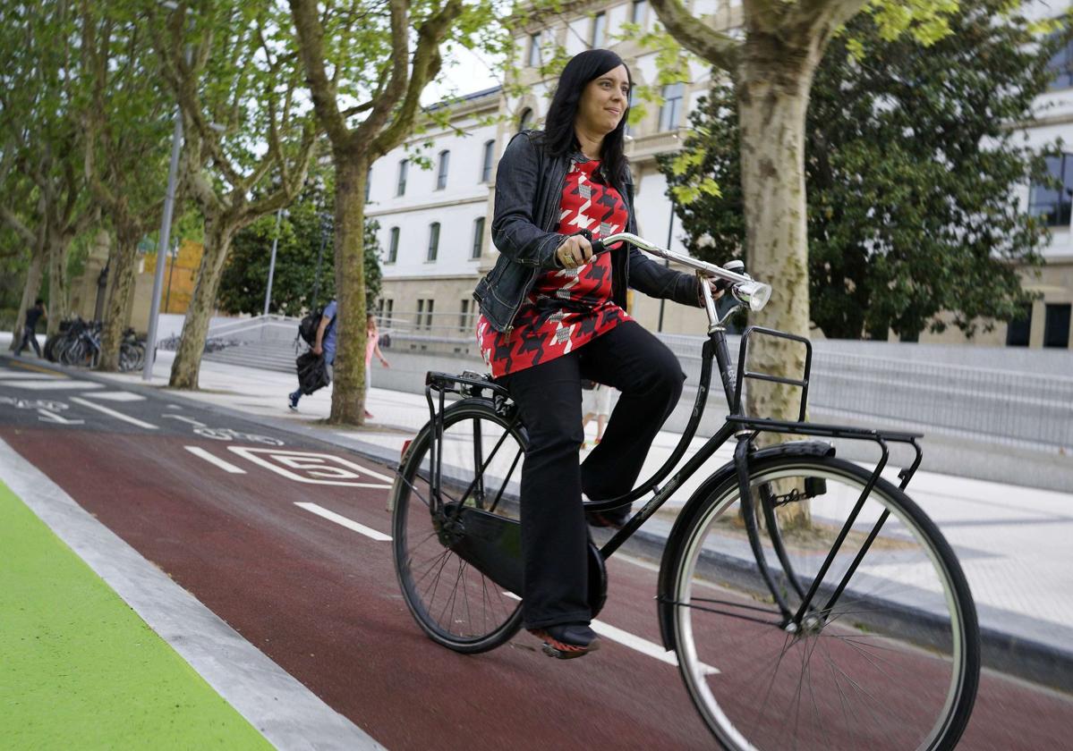Ir en bicicleta al trabajo reduce a la mitad el riesgo de morir