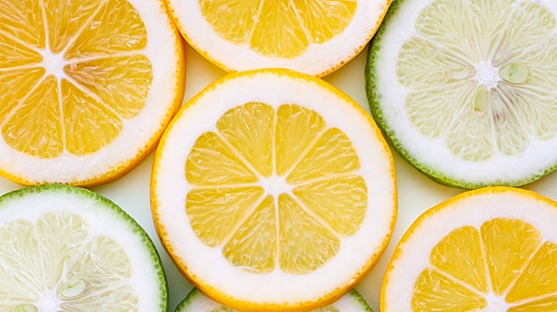 Las propiedades del limón y de la naranja son beneficiosas para la vista.