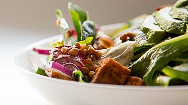 ¿Cómo influye el orden en el que comemos los alimentos?