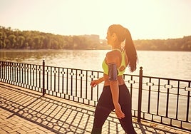 1.500, 3.967 o 10.000: la verdad sobre cuántos pasos hay que dar al día para estar sano