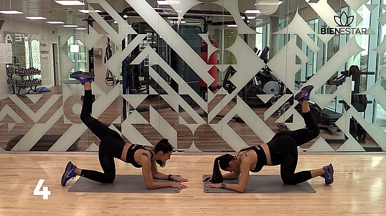 Cuatro ejercicios de suelo para aumentar el tamaño del glúteo