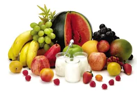 ¿Cenar fruta o yogur sirve para adelgazar? Harvard da la respuesta