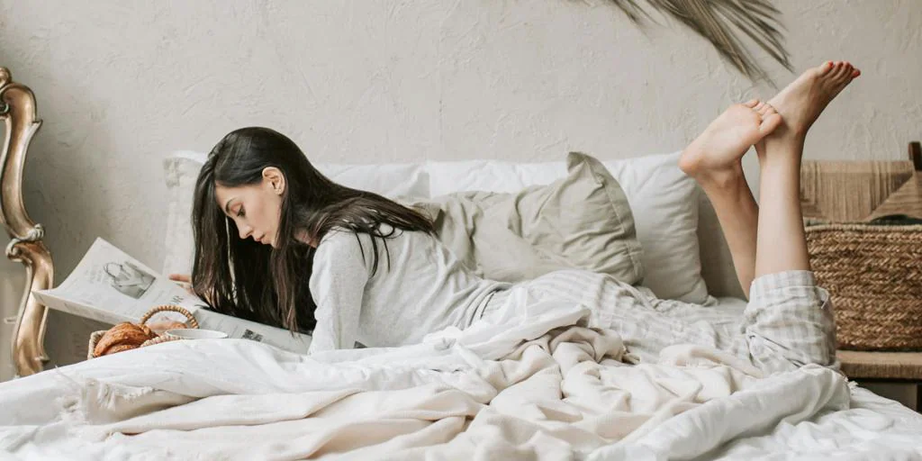 Do you stay in bed after waking up?  This is what science says about it