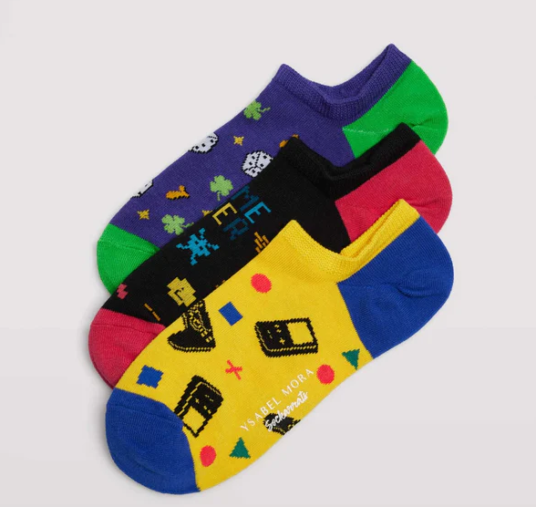 Un regalo básico y perfecto para padres que adoran los juegos en todas sus versiobes. Disponibles en Ysabel Mora.