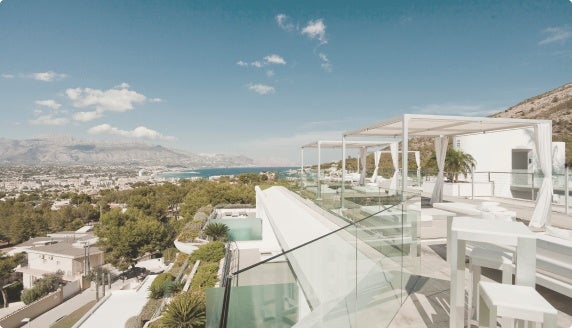 Unas vacaciones bien merecidas merecen también conocer lugares únicos y donde se respire paz y calma. En SHA Wellness se encuentra un método integrativo y avanzado para transformar su salud y bienestar de una manera sencilla y placentera.