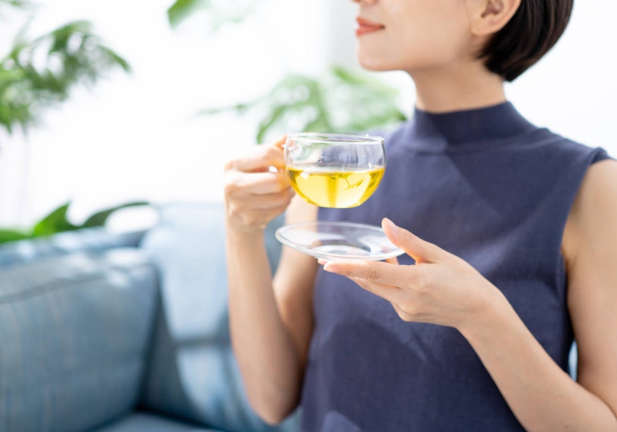 Por qué es bueno tomar té diariamente.