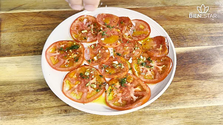 Carpaccio de tomate.