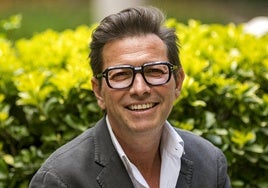 David Ponce, osteópata y fisioterapeuta: «Las personas con estabilidad emocional sienten menos dolor físico»