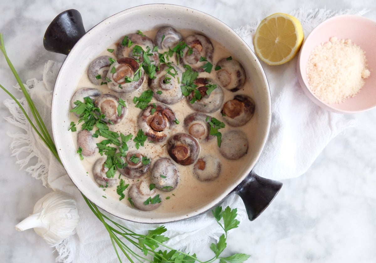 La receta de los portobellos con salsa cremosa.