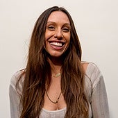 Nicole Vignola, neurocientífica: «El cerebro no sabe lo que es correcto o incorrecto, solo aprende con repeticiones»