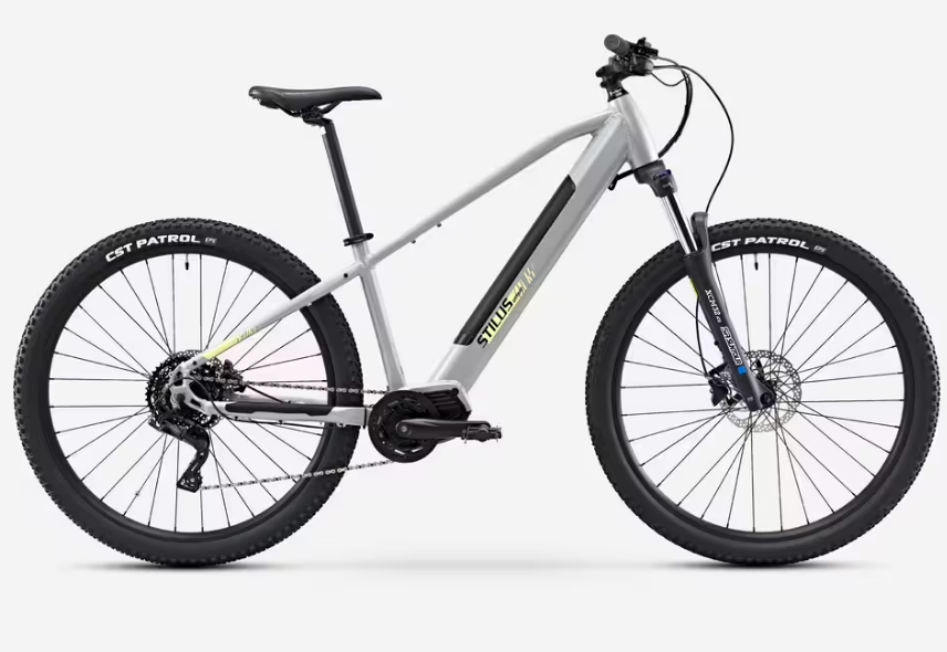 Bicicleta MTB eléctrica semirrígida de 29 pulgadas, ideal para descubrir la práctica al aire libre y experimentar tus primeras sensaciones todoterreno. Disponible en Decathlon por 1199,99 euros (antes 1699,99 euros).