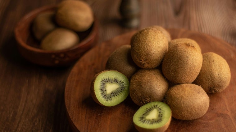 El kiwi es rico en vitamina C.