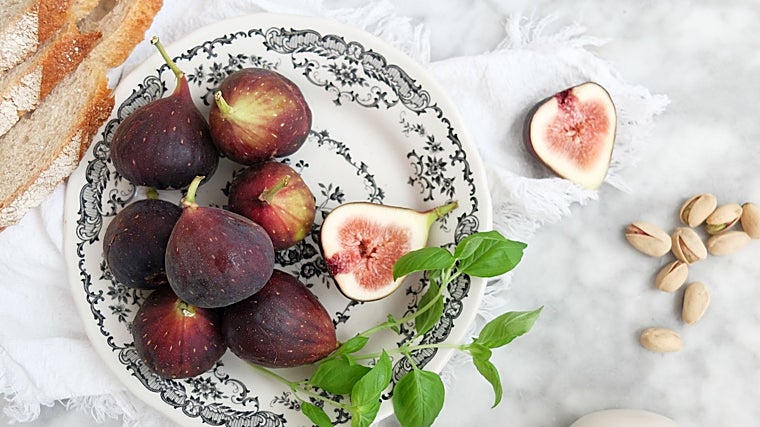 Bodegón de los ingredientes del plato.