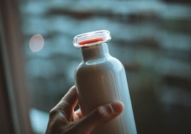 Bebidas vegetales: ¿Son realmente una buena opción? Qué revisar para consumir las más saludables