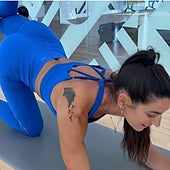 Cuatro ejercicios con mancuernas para unos glúteos grandes y redondos