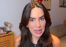 La doctora Isabel Viña, sobre el envejecimiento: «Alimentos como los frutos rojos, el ajo, el té, la cúrcuma o el romero pueden retrasarlo»