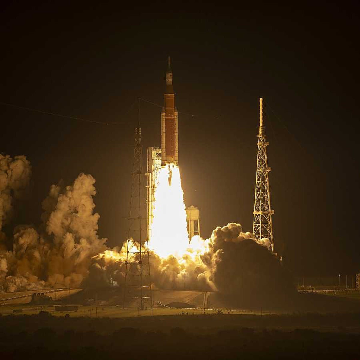 El 'equipo rojo' que salvó in extremis el lanzamiento de Artemis I